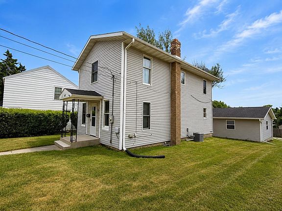 2nd image of 1207 W American St