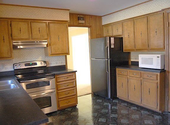 5th image of 2209 Gatesborough Cir