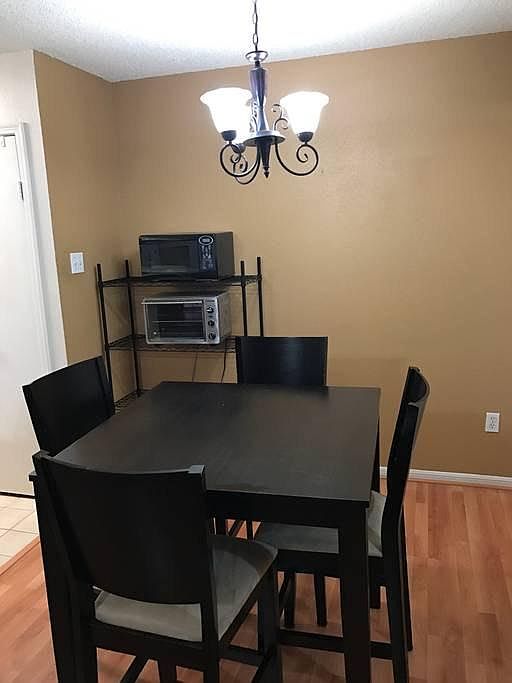 Dining for 4 with microwave and toaster oven