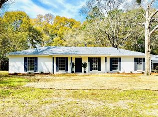3327 Meadow Ln, Mobile, AL 36618