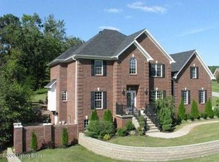 7501 Meadow Stream Ct, Crestwood, KY 40014