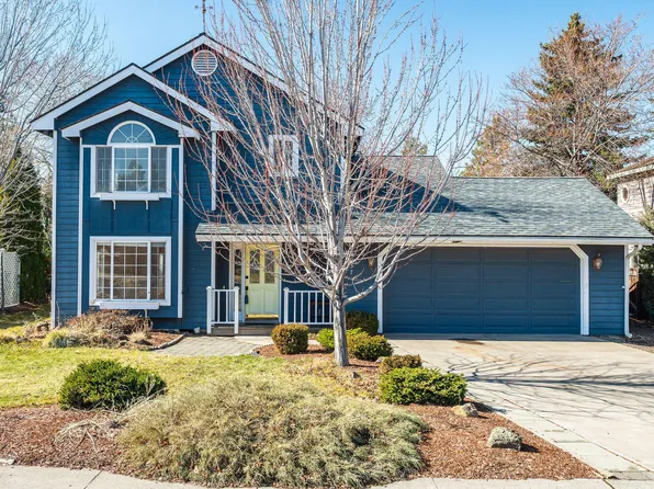 2037 NE Bluebird Ct, Bend, OR 97701