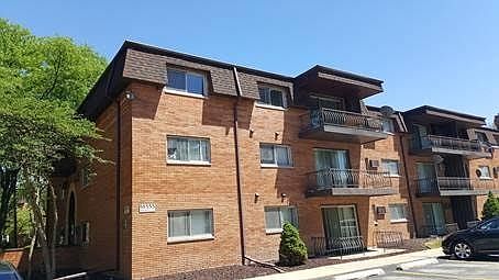 2nd image of 18555 Hickory Ct APT 20