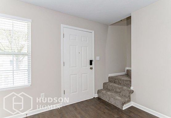 4th image of 7063 Stoneridge Dr