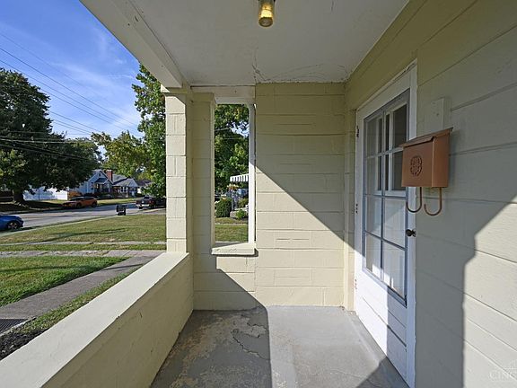 4th image of 1306 Burney Ln