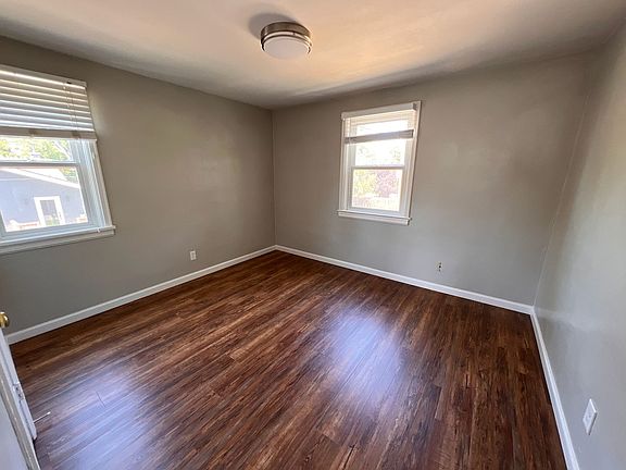 4th image of 1707 W Lemp St #1707