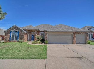 16604 Fenmoor Ln, Edmond, OK 73012