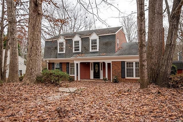1st image of 9417 Wenlock Cres