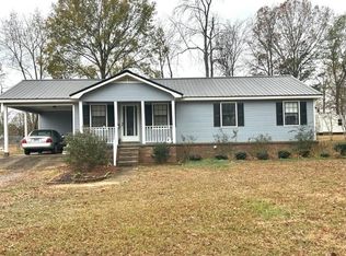 235 Parkview Dr, Savannah, TN 38372