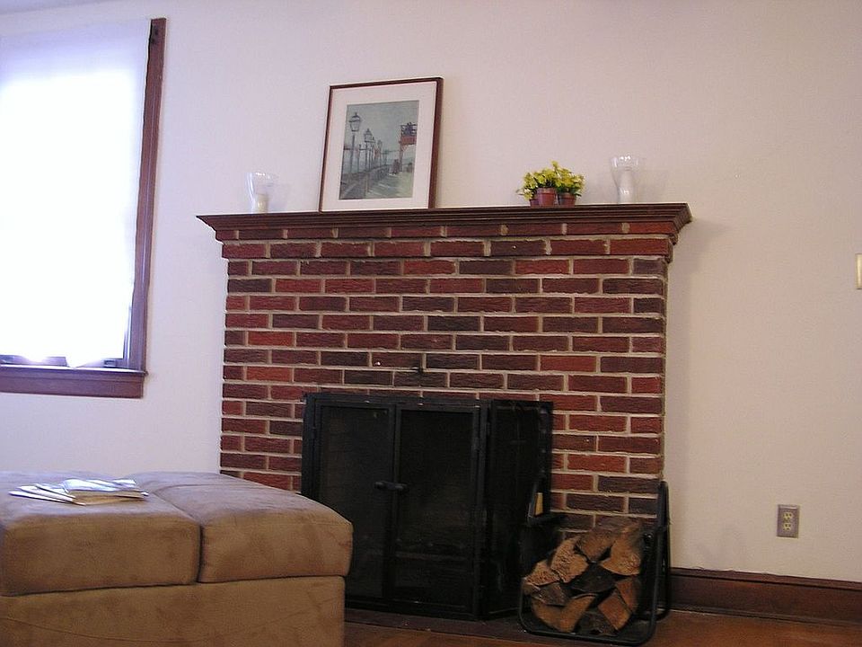 Wood burning Fpl in LR