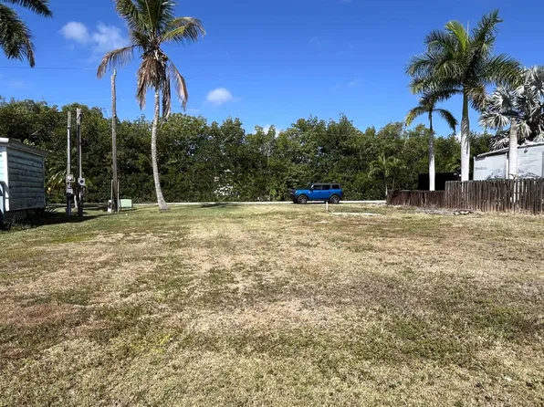 31 Plantation Pkwy, Everglades City, FL 34139