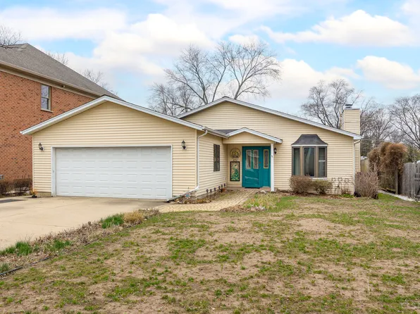 404 S Oak St, Palatine, IL 60067