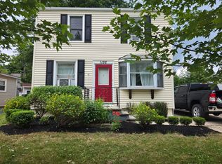 1152 Orchard Heights Dr, Cleveland, OH 44124