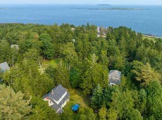 49 Cedar Beach Rd, Bailey Island, ME 04003