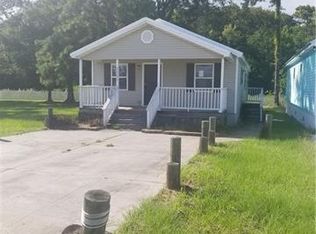 26293 Riverscape Dr, Springfield, LA 70462