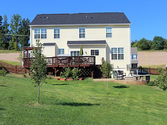 2nd image of 16 Woodford Dr