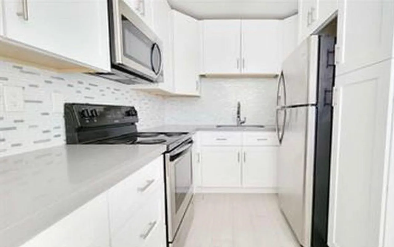 1 bed, 1.0 bath, 750 sqft, $1,800 — Photo 2