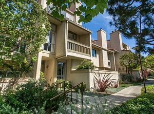 1672 Palisades Dr, Pacific Palisades, CA 90272