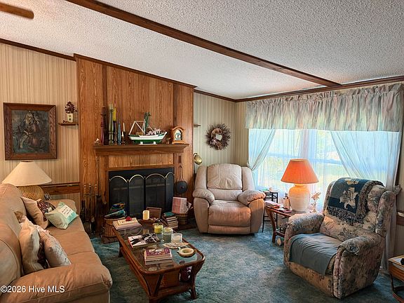 3rd image of 245 Lake Drive SW