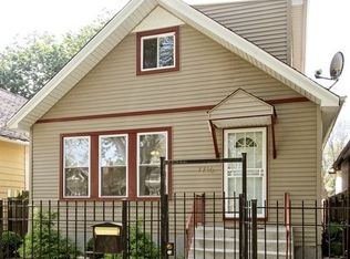 7716 S Oglesby Ave, Chicago, IL 60649