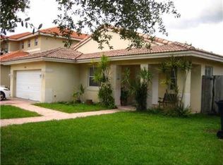 15957 SW 66th Ter, Miami, FL 33193