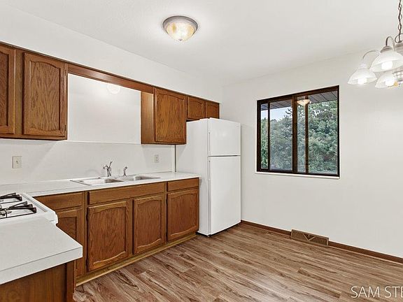 5th image of 9582 56th Ave APT D