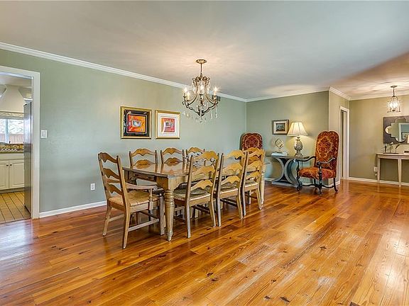 4th image of 3109 Chaparral Ln
