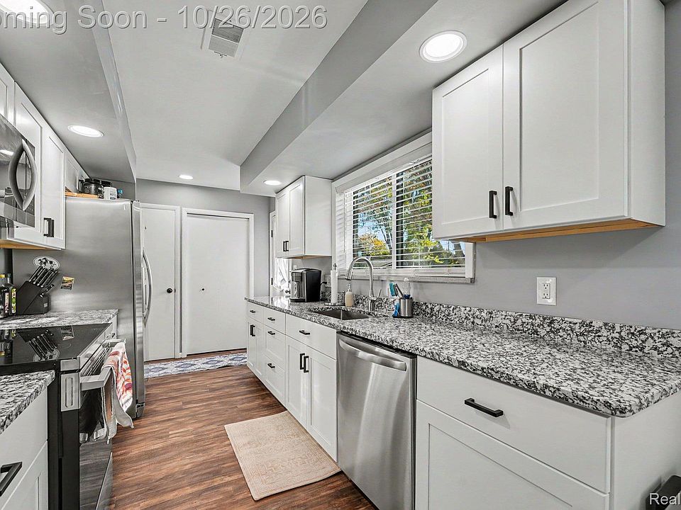 2037 W Park Dr, photo 9