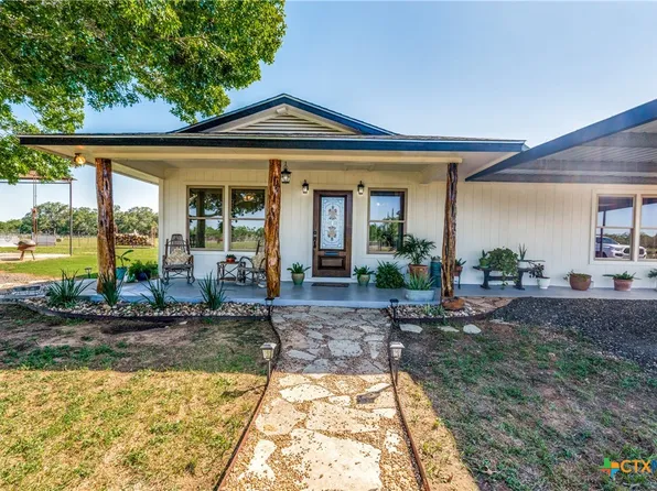 7757 Fm 531, Yoakum, TX 77995