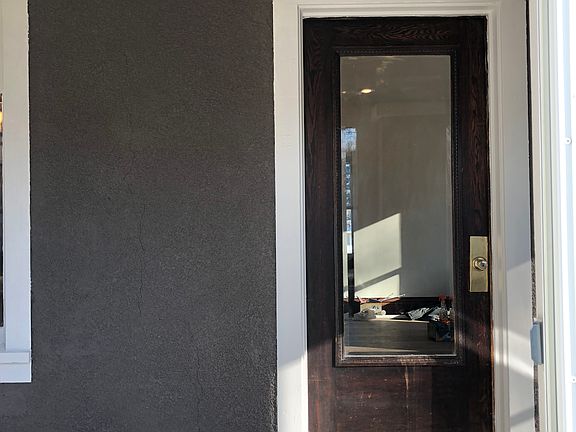 4th image of 174 Grand Ave