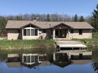 8627 Pine Creek Rd, Manistee, MI 49660