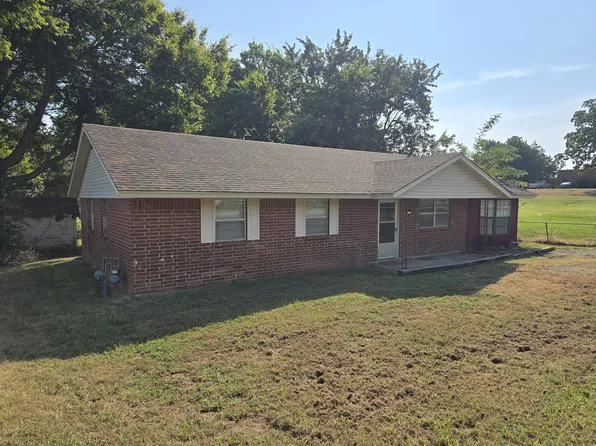 1203 Reynolds Ave, Poteau, OK 74953