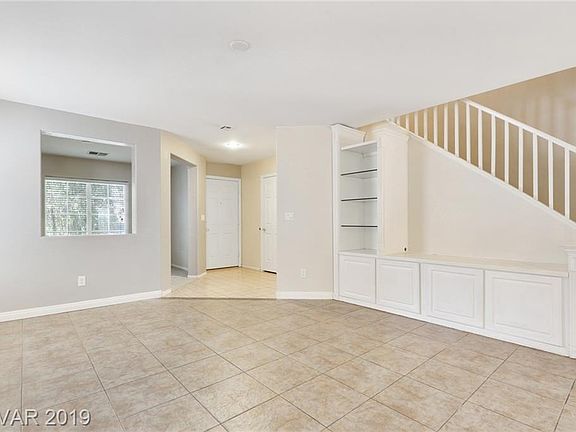 5th image of 4940 Volcanic Rock Ln