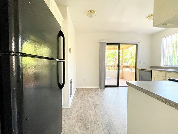 4th image of 128 Avenida Las Brisas APT D
