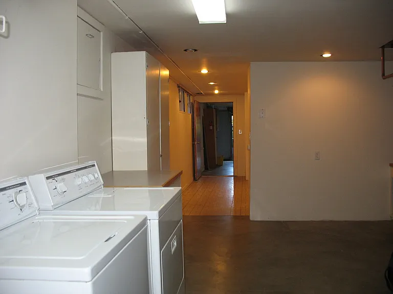 6228 SE Belmont St — Photo 22