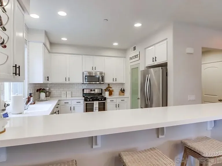 1423 Shearwater St #2 — Photo 21