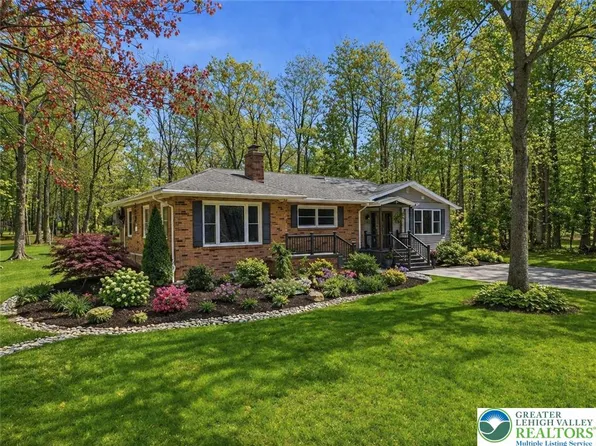 144 Highridge Rd, Albrightsville, PA 18210