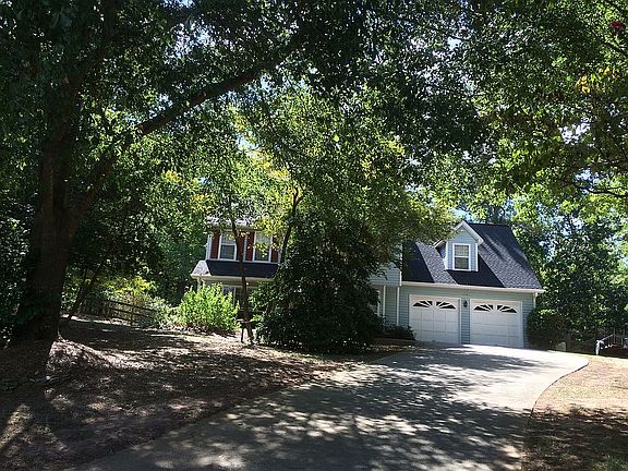 5th image of 1512 Windy Oaks Ct SE