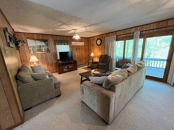Upstairs living room