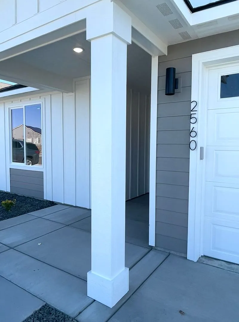 Beautiful 3 Bedroom in Richland near the Mercantile! Corner lot! — Photo 2