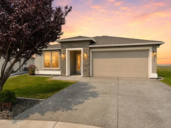 2732 Torrey Pines Way, Richland, WA 99354