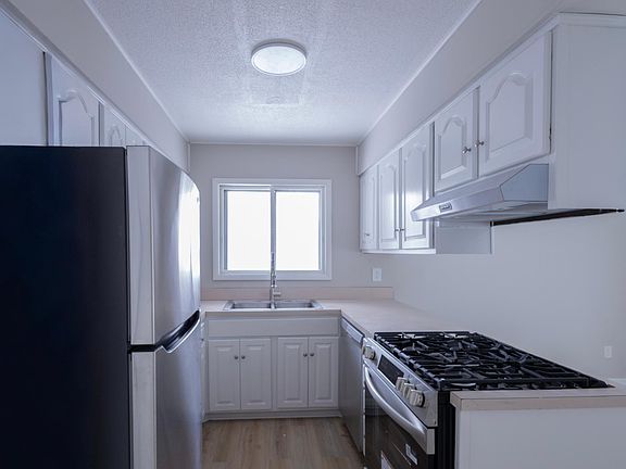 2nd image of 8640 Hillside Trl S