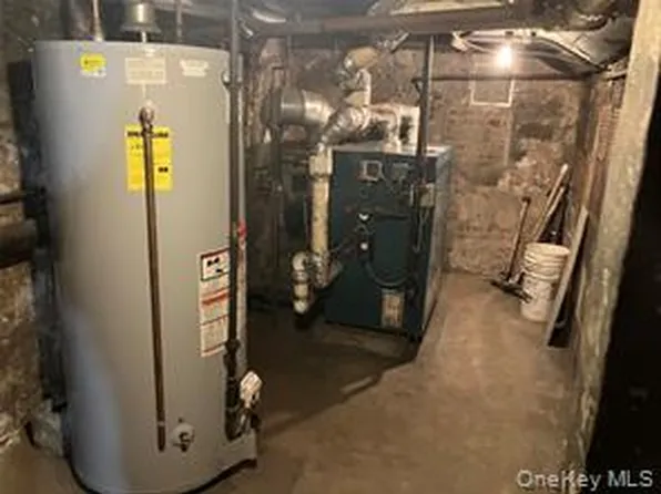 20-14 29th Street image 9 of 11