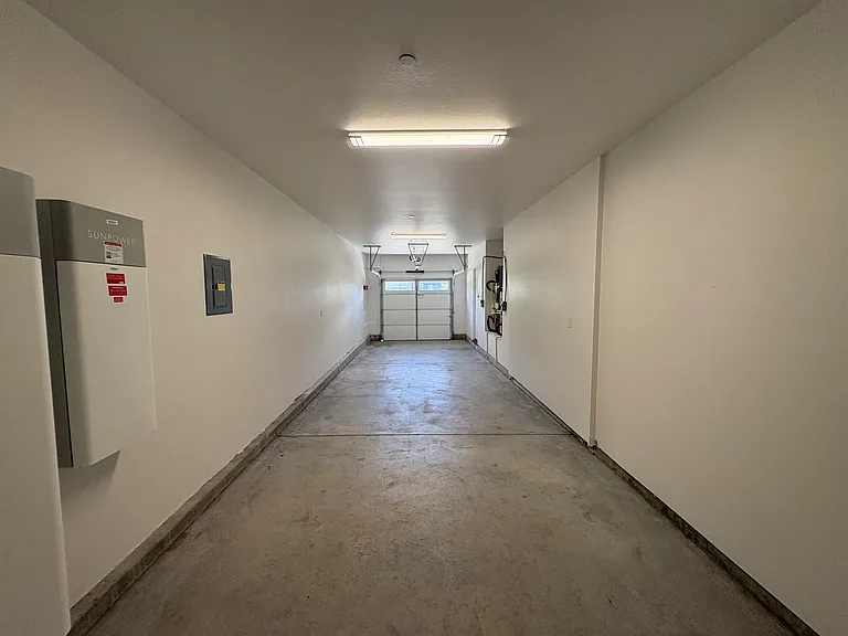 1609 Tecado Dr — Photo 24
