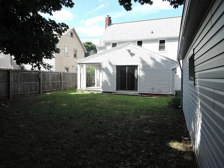 237 Merrill St — Photo 22