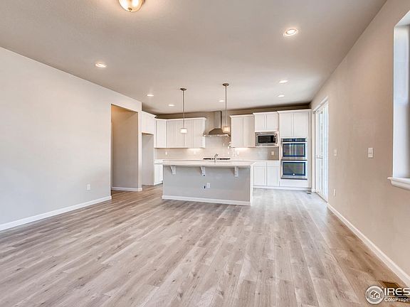5th image of 1716 Bounty Dr