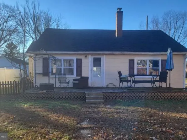 618 South St, Easton, MD 21601