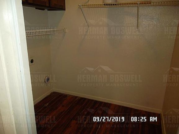 4th image of 3421 Pleasant Valley Ln