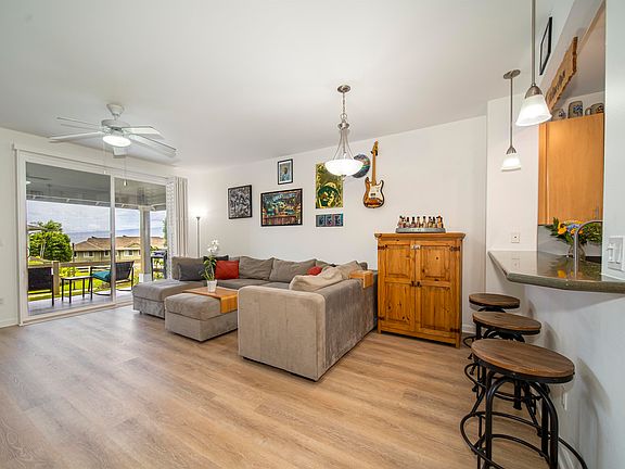 5th image of 9 Kaloaloa Way APT 8C
