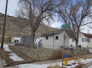 822 McKeehan Ave, Rock Springs, WY 82901